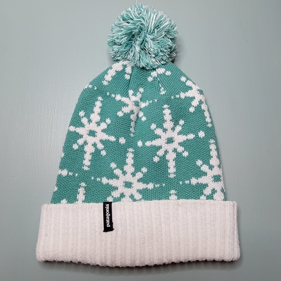 Patagonia Powder Town Puff Ball Beanie Teal and White Snowflake One Size - Picture 2 of 3